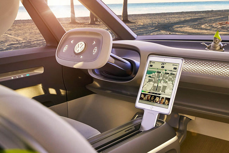 جگوار I-Pace؛ بهترین خودروی مفهومی سال ۲۰۱۷ - اجاره خودرو - 9