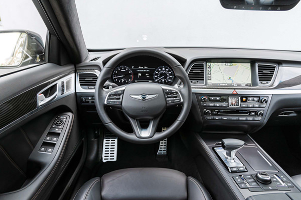 تست رانندگی هیوندای جنسیس G80 Sport - اجاره خودرو - 4